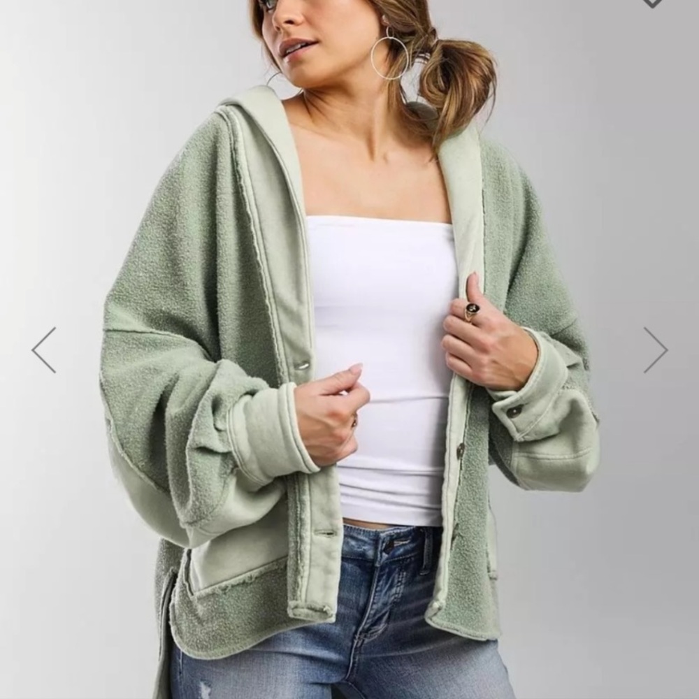 Free People Womens Oversized Shacket With Pockets Bleached Military Size small